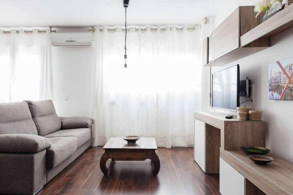 Apartamento Para 4 Con Terraza En El Centro Girona Zewnętrze zdjęcie
