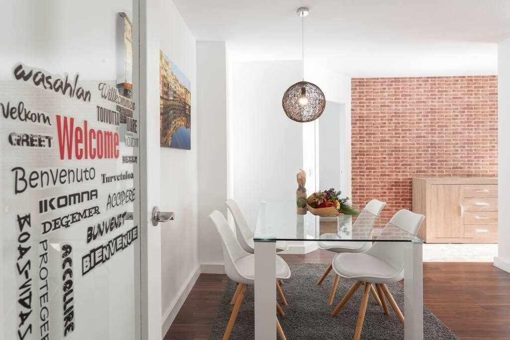 Apartamento Para 4 Con Terraza En El Centro Girona Zewnętrze zdjęcie