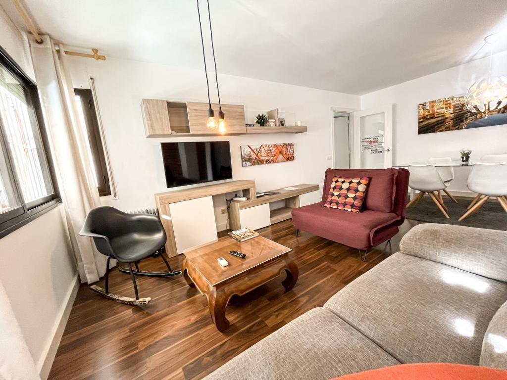 Apartamento Para 4 Con Terraza En El Centro Girona Zewnętrze zdjęcie