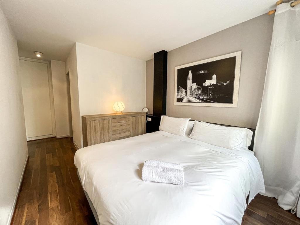 Apartamento Para 4 Con Terraza En El Centro Girona Zewnętrze zdjęcie