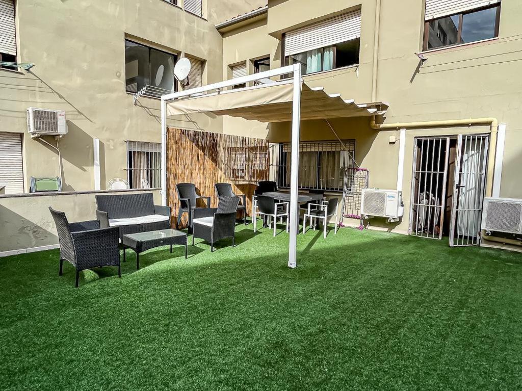 Apartamento Para 4 Con Terraza En El Centro Girona Zewnętrze zdjęcie